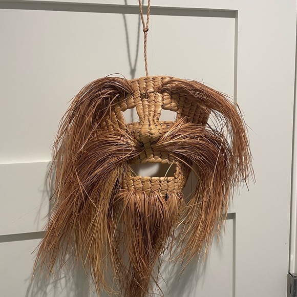 Artisan Woven Lion Face Mask - Picture 2 of 6
